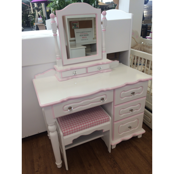 Dressing Table 4 Drawers With Crystal Knobs - Trimmed